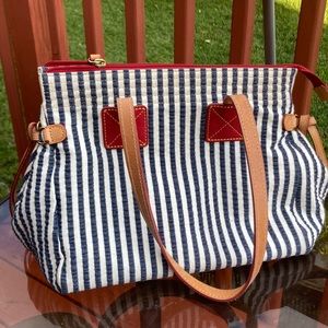 Dooney and Bourke bag
